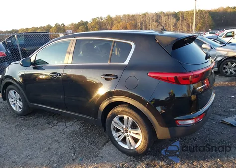 2019 Kia Sportage Lx z USA, uszkodzony, nr VIN KNDPMCAC1K7502877